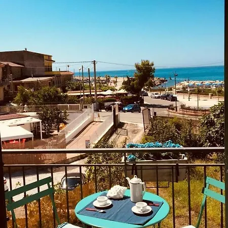 Finestra Sul Mare Spiaggia E Parcheggio Gratis Διαμέρισμα Montecorice